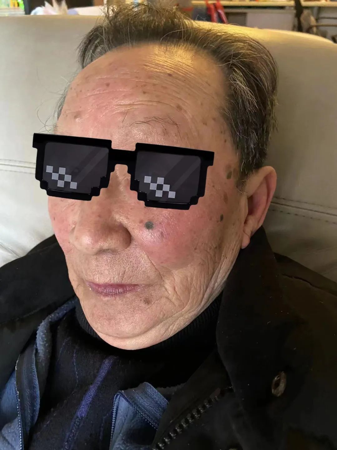 新冠发烧 | 83岁老人平安度难关